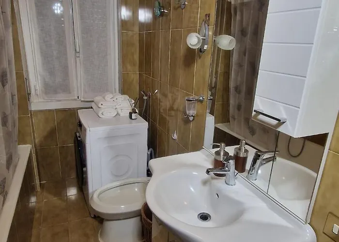 公寓 возле вокзала недалеко от аеропорта мальпенса и Rho Fiera 派拉别哥